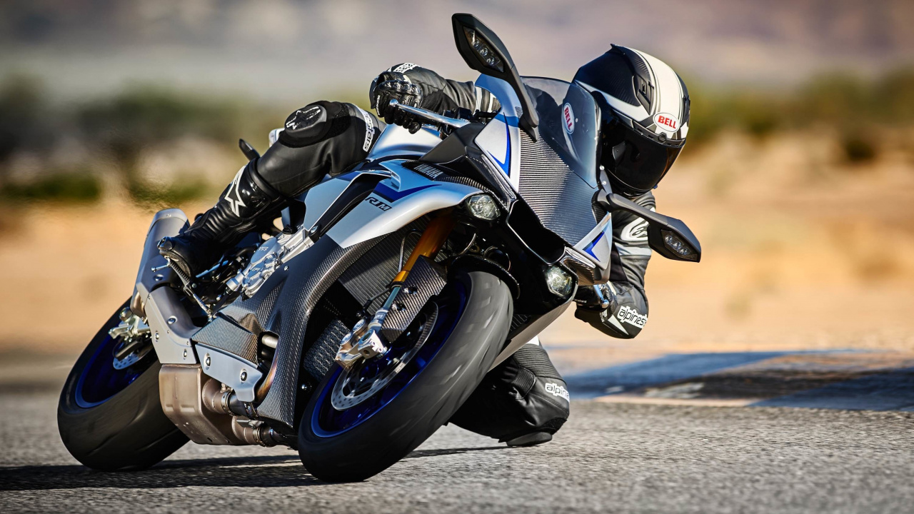 Black and Blue Sports Bike. Wallpaper in 1280x720 Resolution
