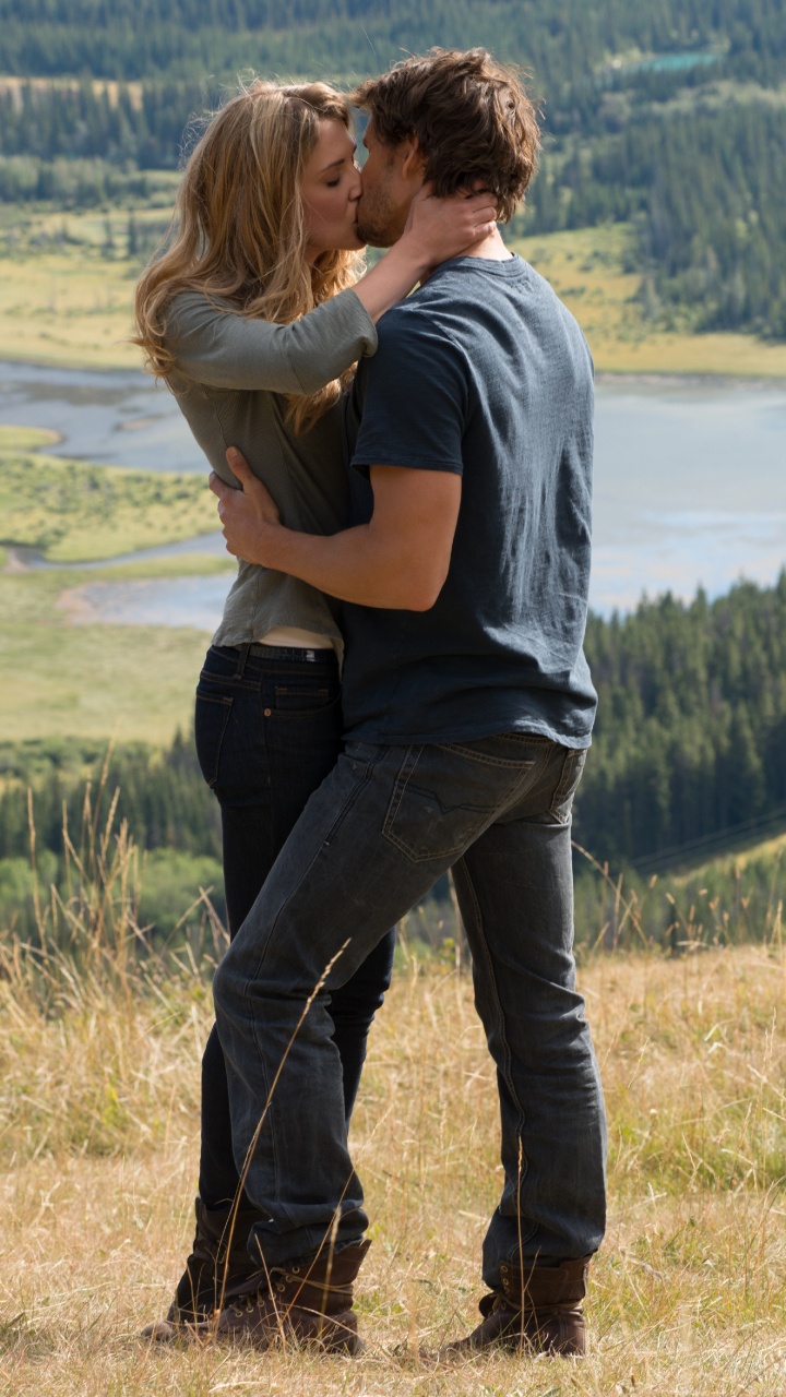 Les Gens Dans la Nature, Interaction, Amour, Prairie, Heureux. Wallpaper in 720x1280 Resolution