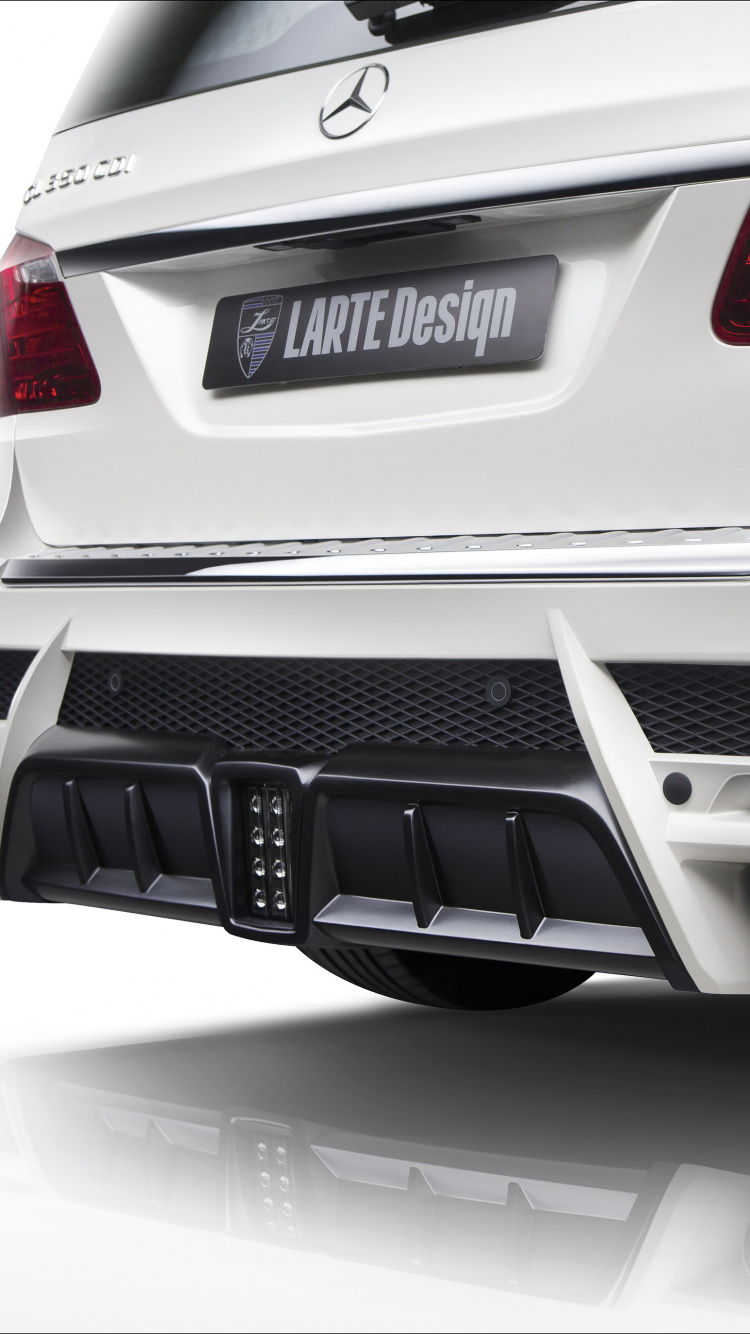 Porsche 911 Blanco Sobre Fondo Blanco.. Wallpaper in 750x1334 Resolution