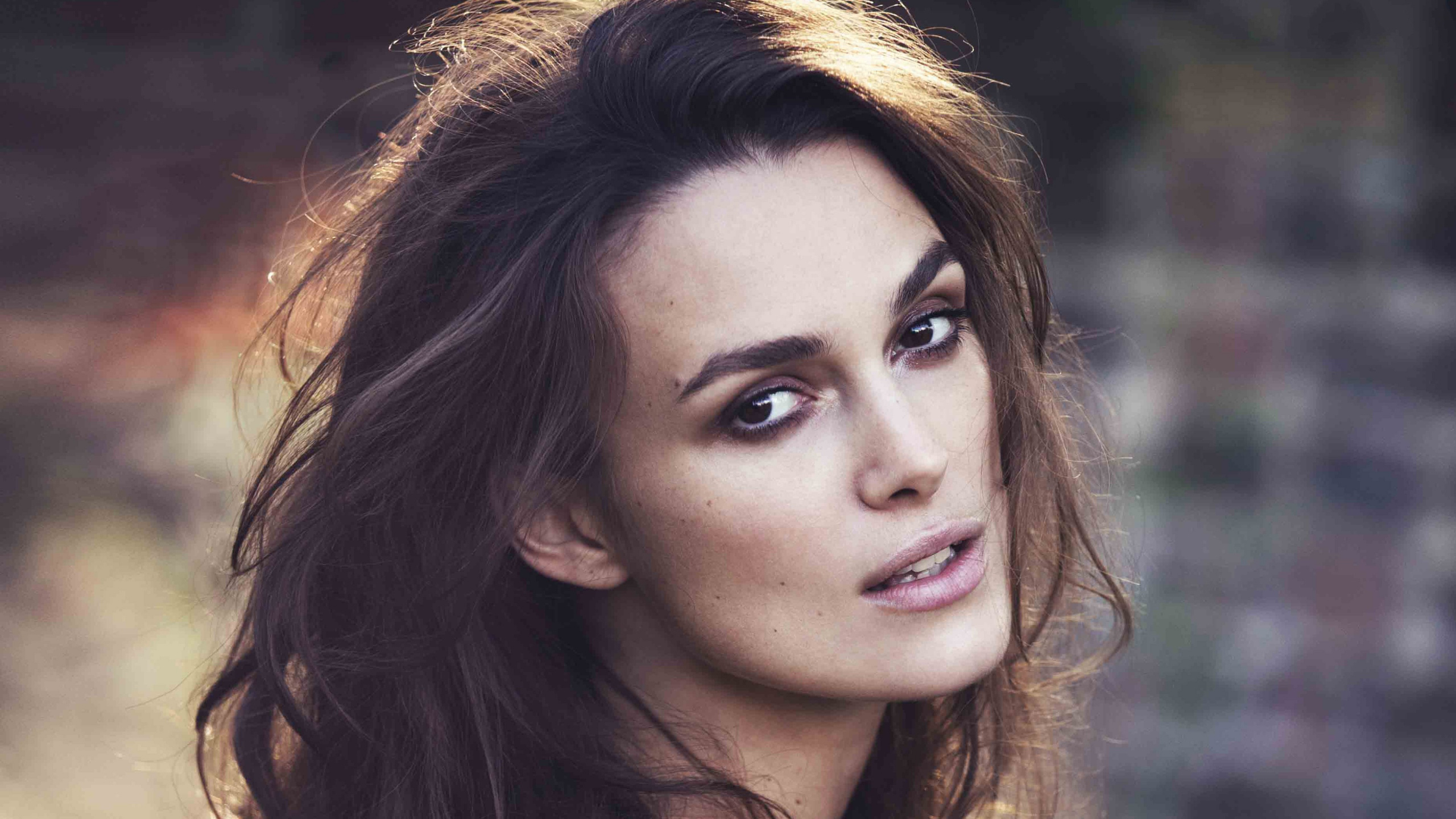 Keira Knightley, Stirn, Nase, Gesicht, Haut. Wallpaper in 2560x1440 Resolution
