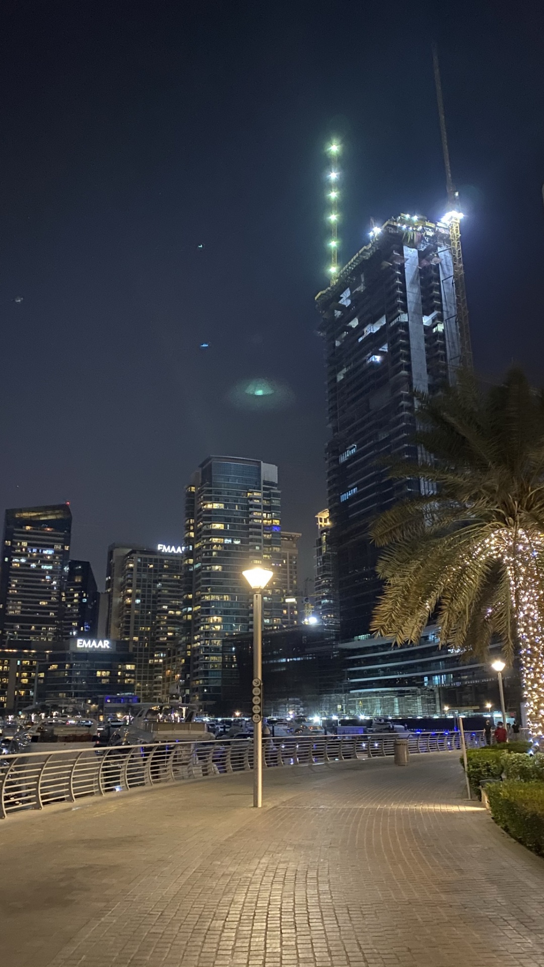 Dubai, Dubai Marina, Tower Block, Nacht, Metropole. Wallpaper in 1080x1920 Resolution