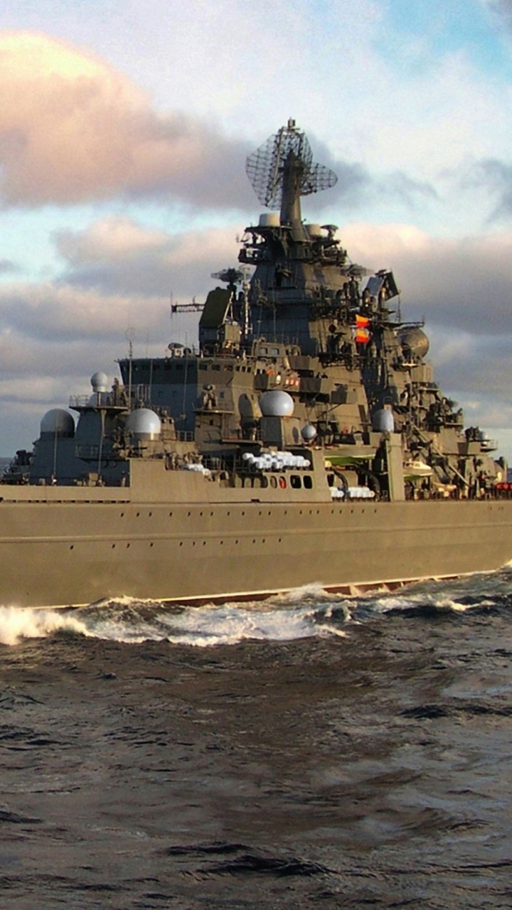 Russian Battlecruiser Pyotr Velikiy, Cruiser, Warship, Battleship, Naval Ship. Wallpaper in 720x1280 Resolution