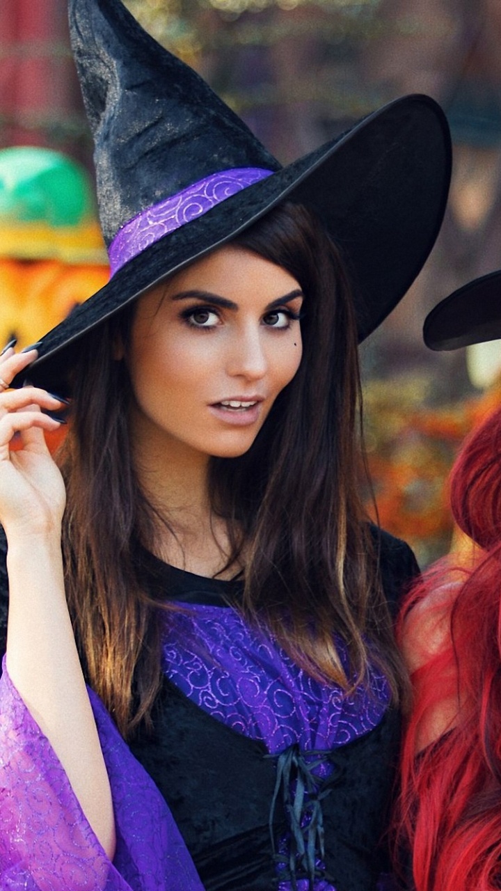 Girl, Headgear, Costume, Model, Fashion. Wallpaper in 720x1280 Resolution