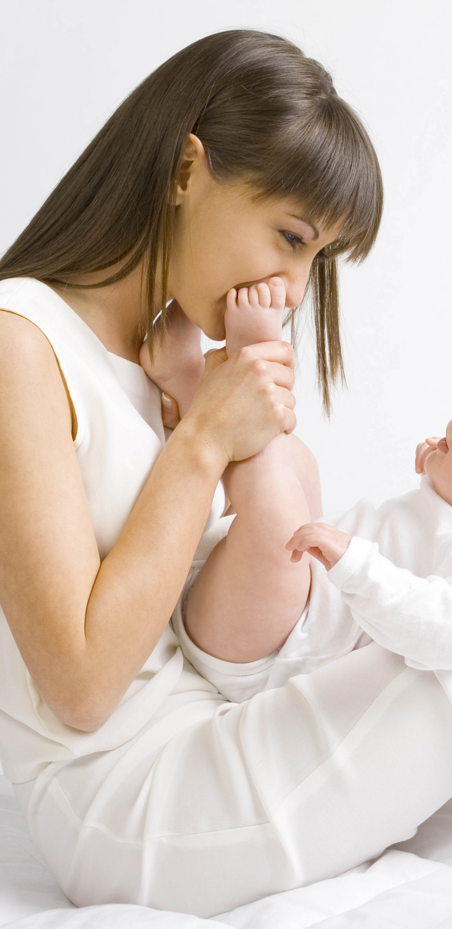 Infant, Child, Toddler, Comfort, Girl. Wallpaper in 1440x2960 Resolution