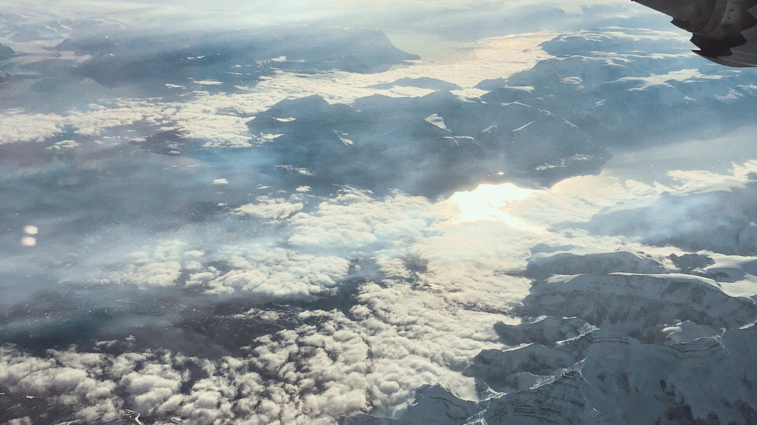Flug, Bergkette, Gletscher-landform, Cloud, Atmosphäre. Wallpaper in 2560x1440 Resolution