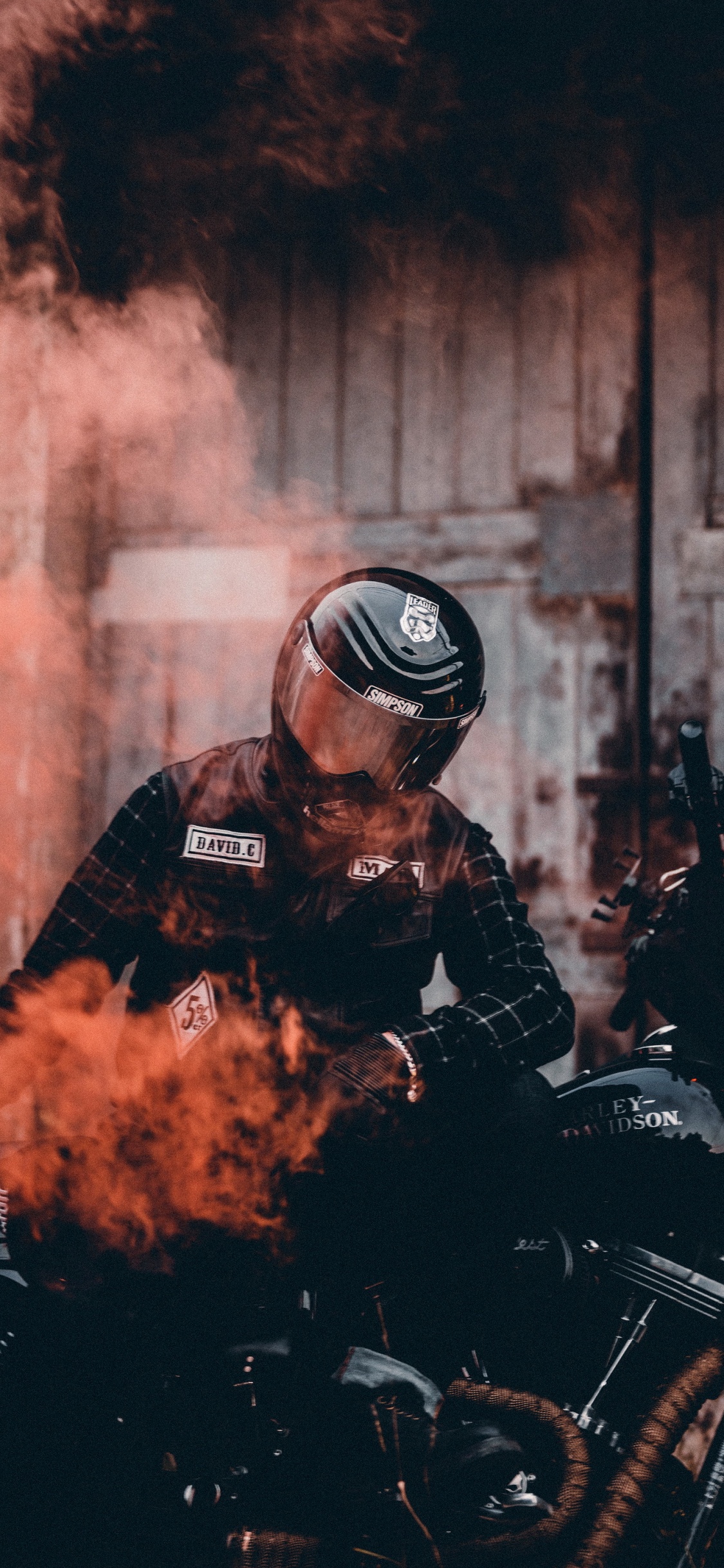 摩托车头盔, 光, Ktm, 汽车轮胎, 套 壁纸 1125x2436 允许