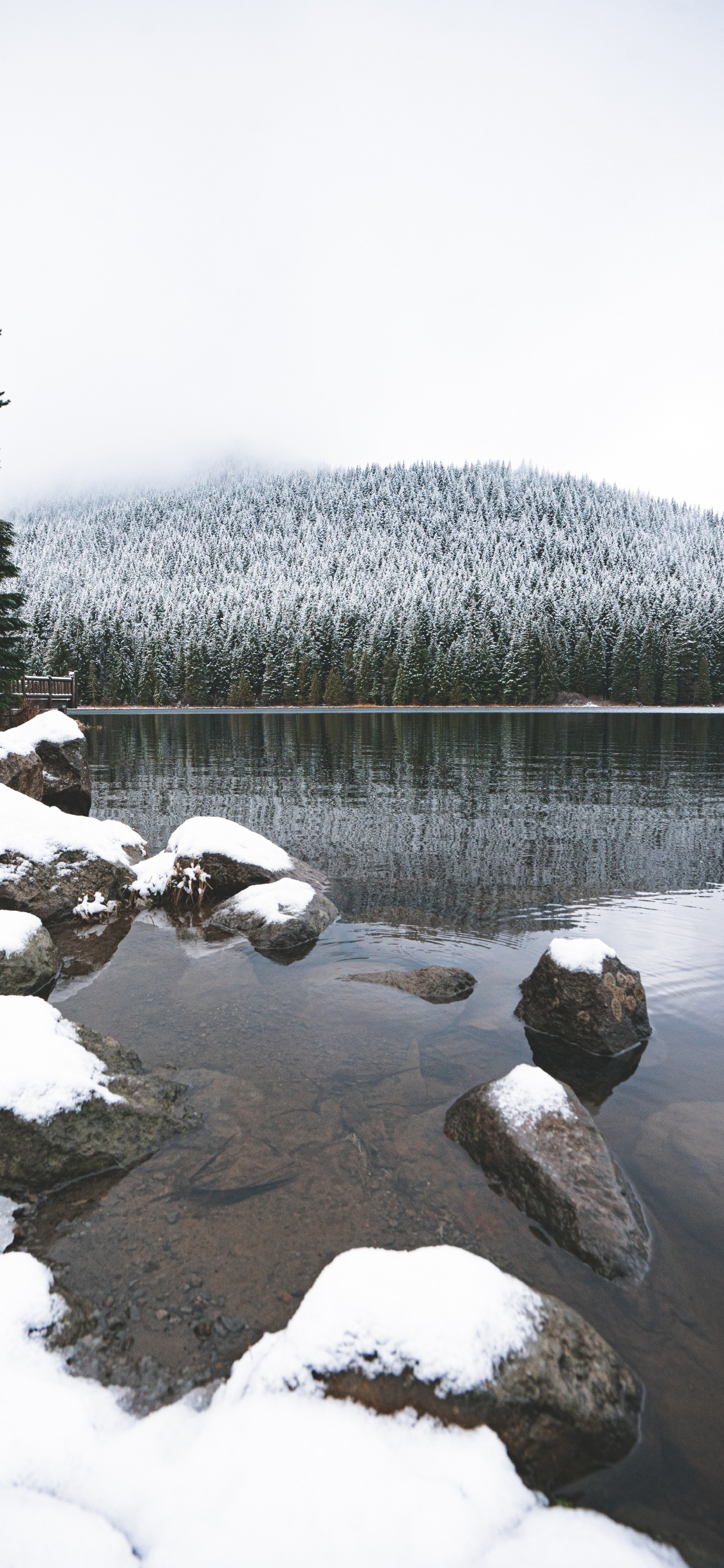 Montaña, Nieve, Invierno, Lago, Desierto. Wallpaper in 1125x2436 Resolution