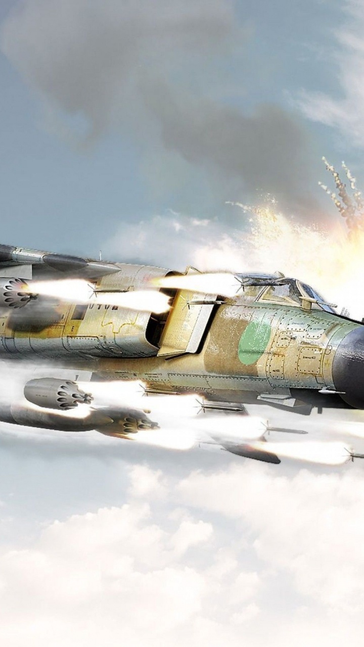 Grauer Kampfjet, Der Tagsüber am Himmel Fliegt. Wallpaper in 720x1280 Resolution