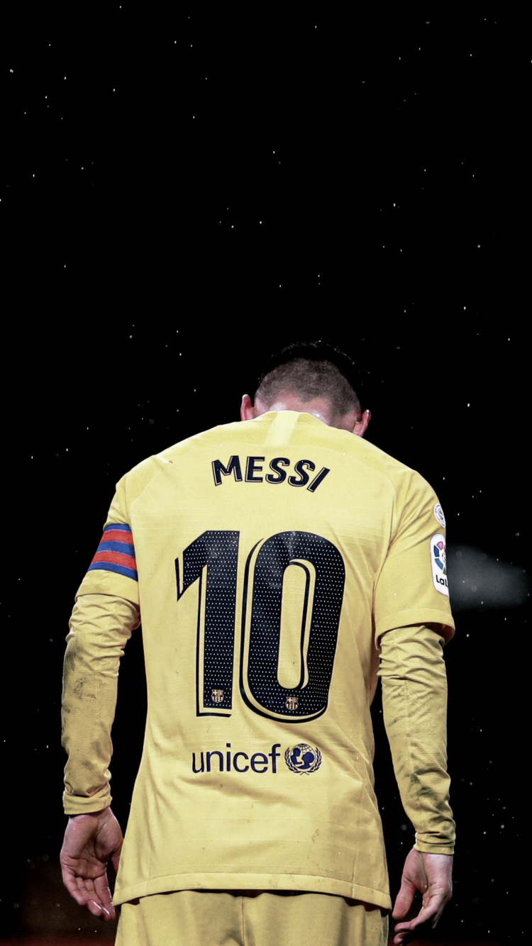 Messi, Monsieur, Bundesliga, Uefa Ligue Des Champions, Supercoupe de France. Wallpaper in 750x1334 Resolution