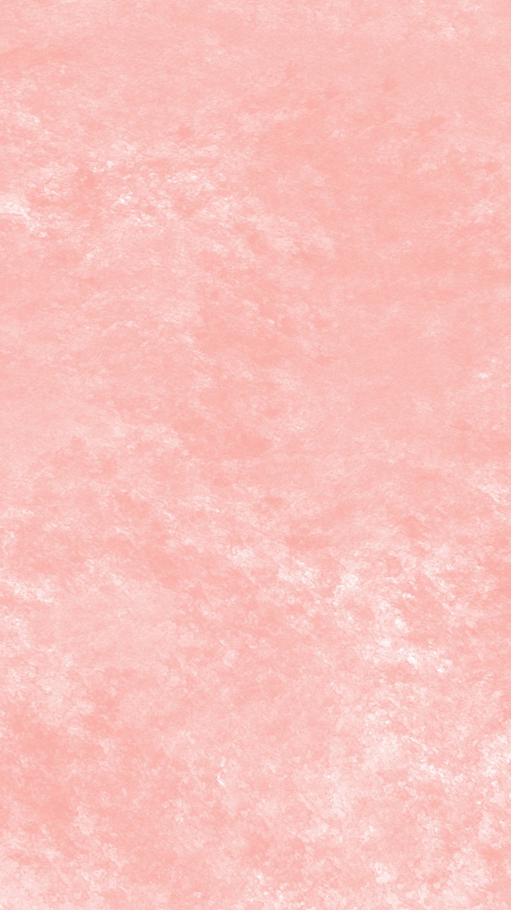 Rotes Textil Auf Braunem Holztisch. Wallpaper in 720x1280 Resolution