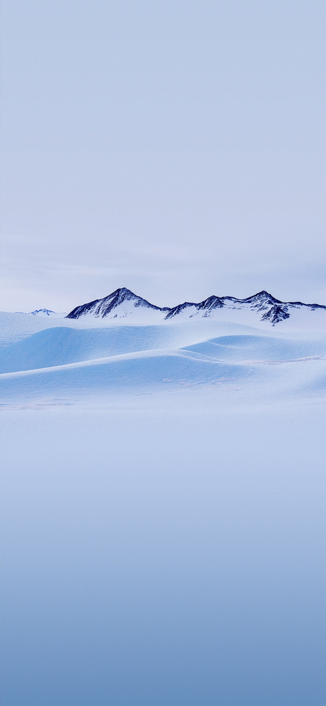 Eau, Blue, Pente, Azure, Gamme de Montagne. Wallpaper in 1125x2436 Resolution