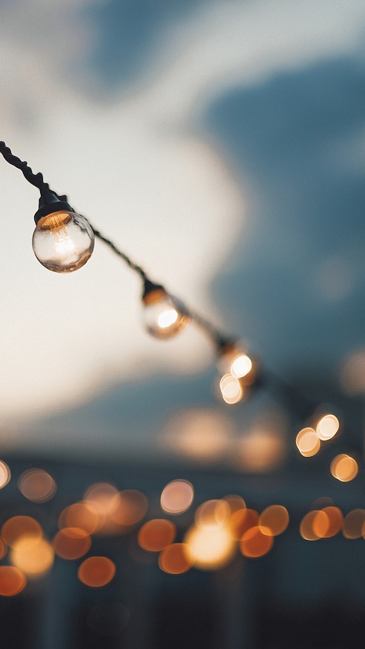 Girlande, Glühlampe, Street Light, Led-Lampe, Licht. Wallpaper in 720x1280 Resolution