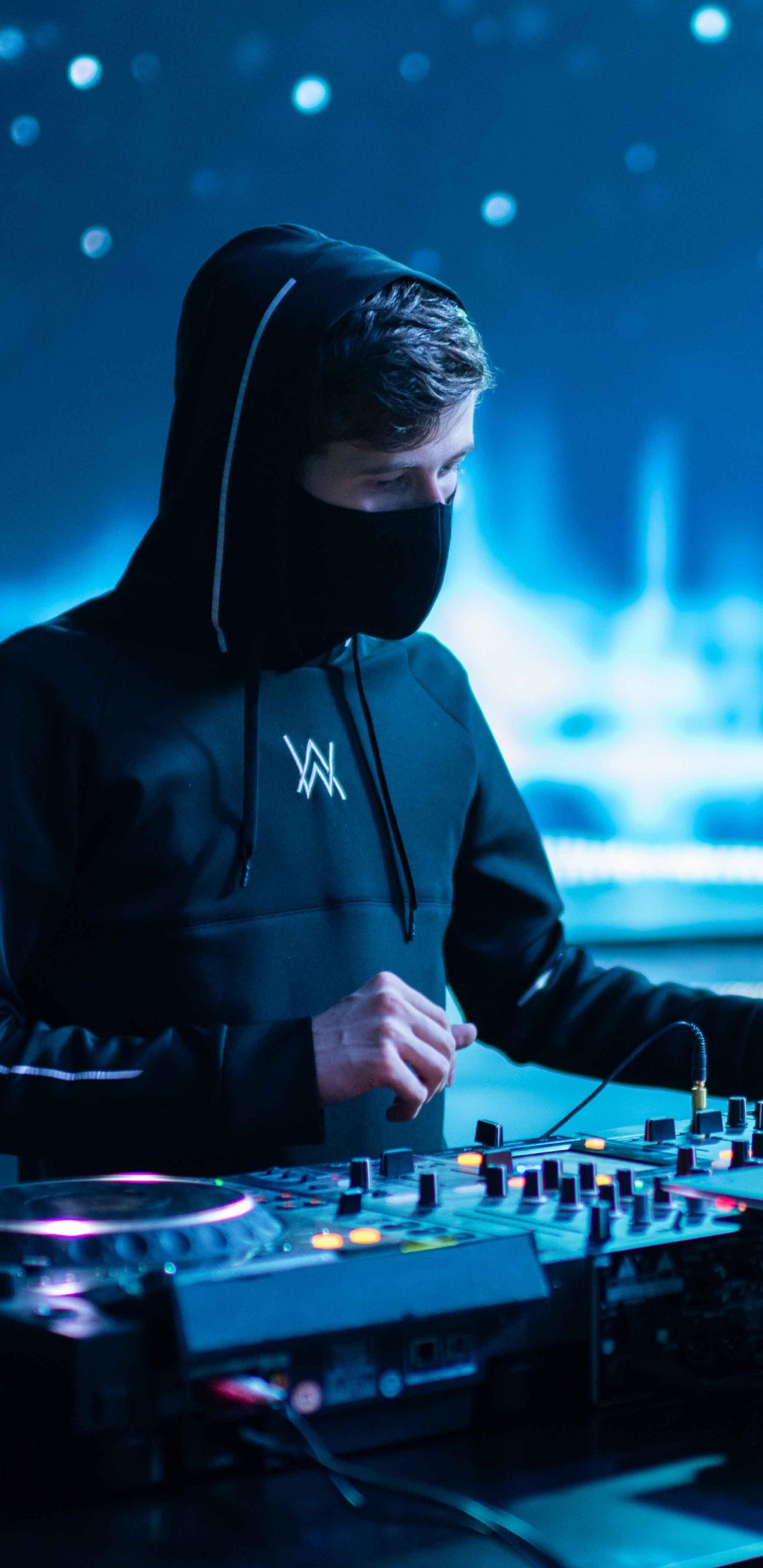 Mixing Console, Video, Electronics, Music, Music Artist. Wallpaper in 1440x2960 Resolution