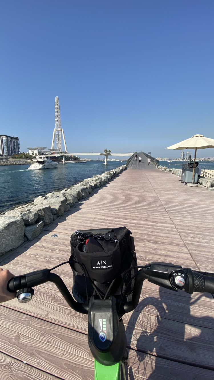 Sea, Tourism, Water, Bicycle Tire, Body of Water. Wallpaper in 750x1334 Resolution