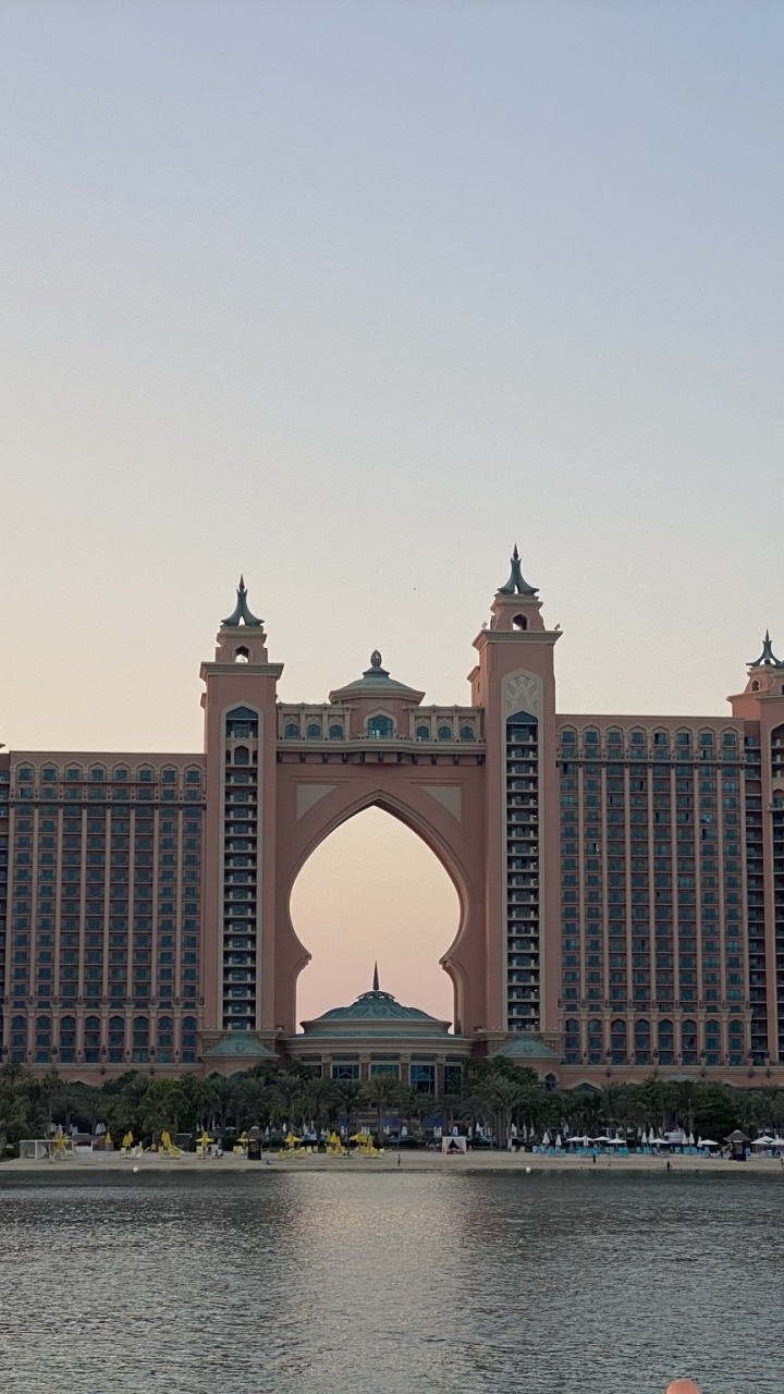 Dubai, Atlantis la Palma, Hotel Atlantis, Burj al Arab, Atlantis Bahamas. Wallpaper in 720x1280 Resolution