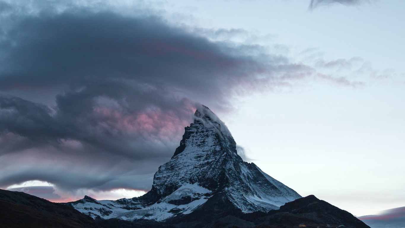 Gipfel, Natur, Cloud, Atmosphäre, Hochland. Wallpaper in 1366x768 Resolution