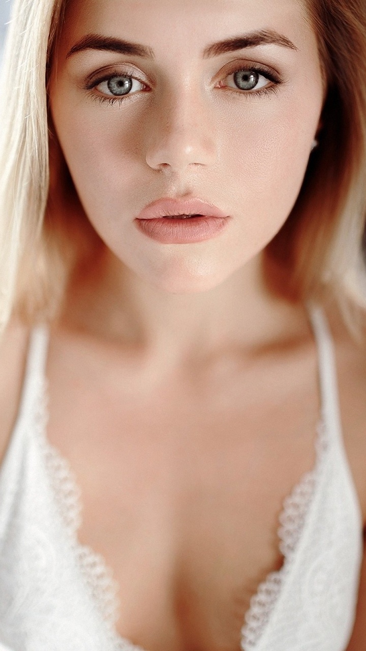 Portrait, Blond, Cheveu, Face, Beauté. Wallpaper in 720x1280 Resolution