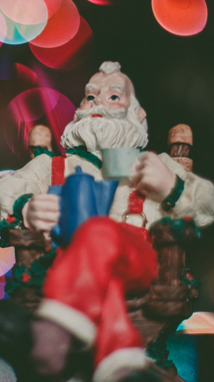 El Día De Navidad, Santa Claus, la Navidad y la Temporada de Vacaciones, Decoración de la Navidad, Navidad. Wallpaper in 750x1334 Resolution