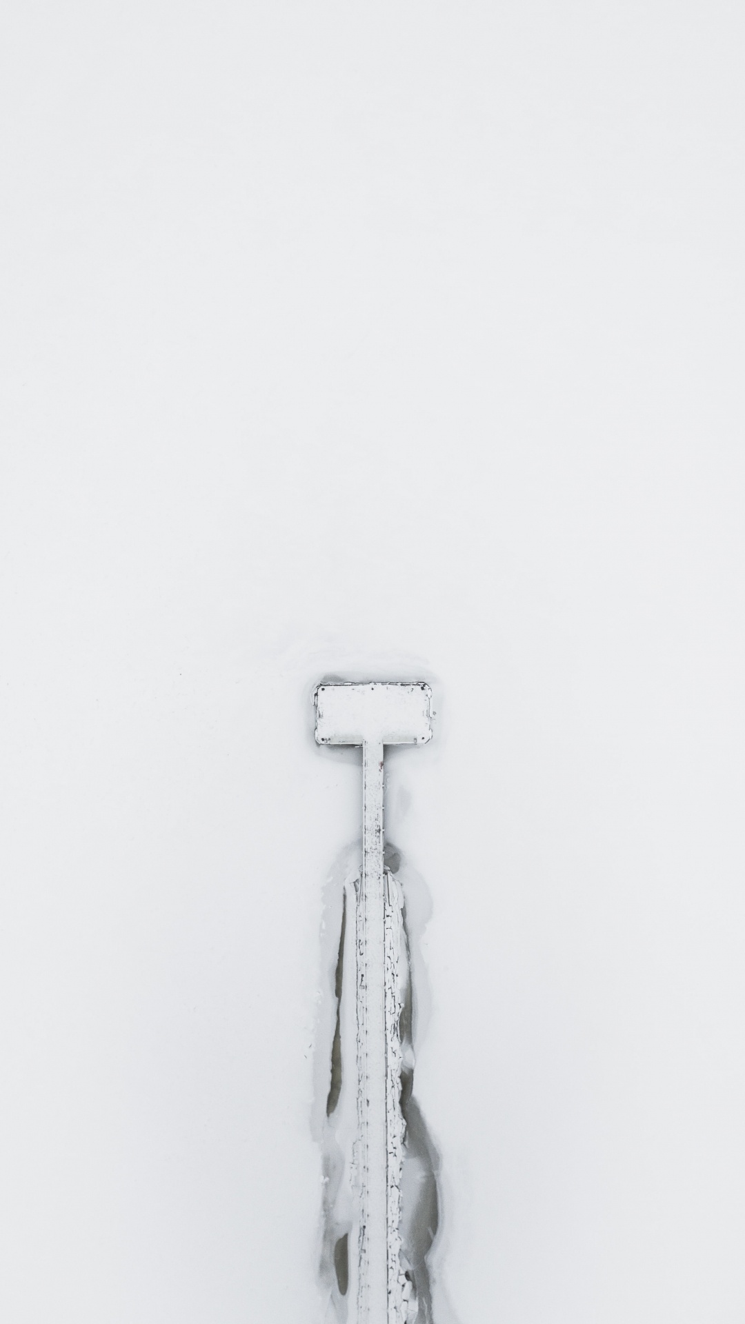 Silbernes Und Schwarzes Metallrohr. Wallpaper in 1080x1920 Resolution