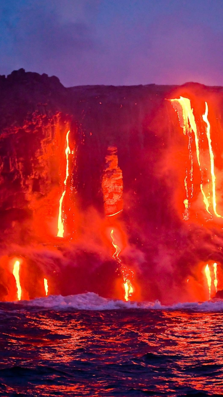 Time Lapse Photography of Water Splash. Wallpaper in 750x1334 Resolution