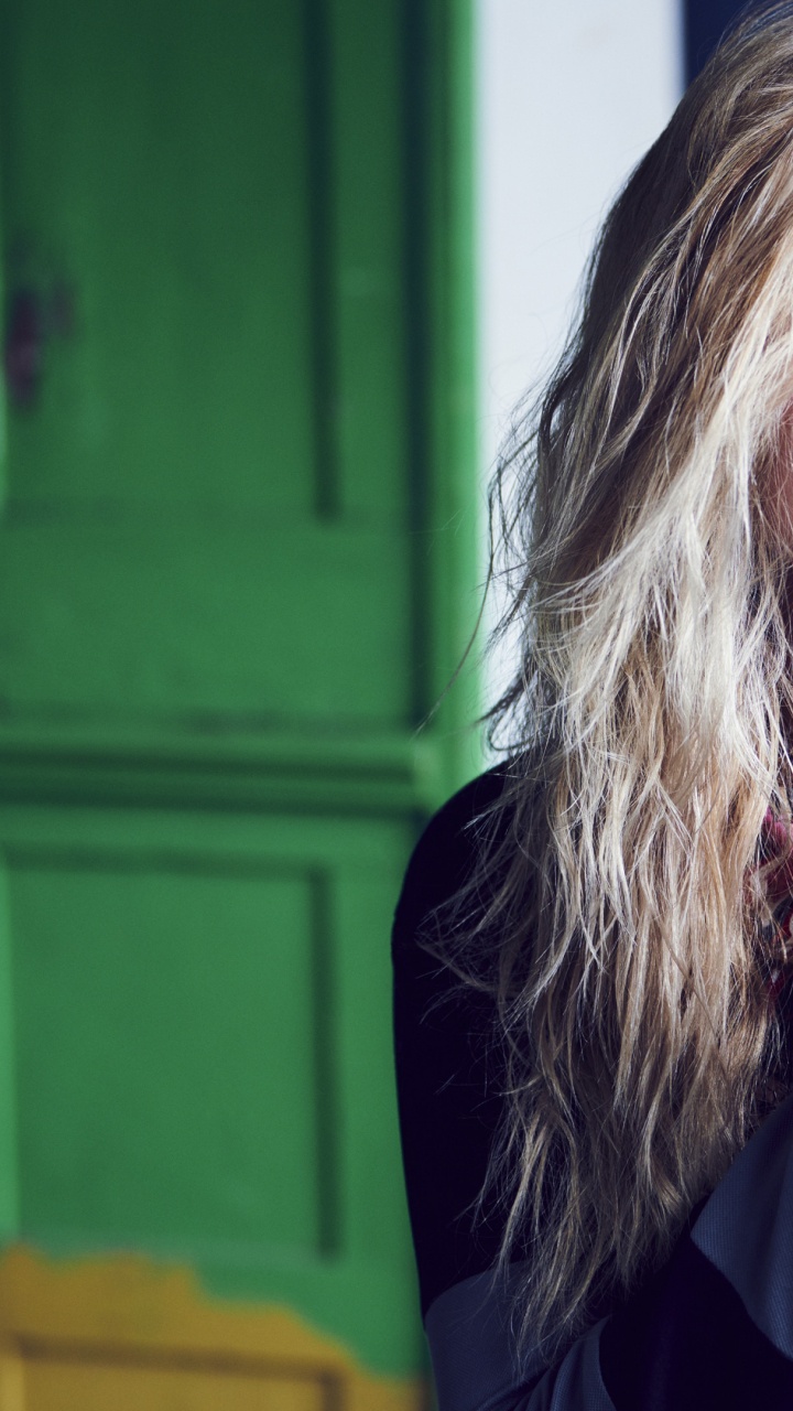 演员, 唇膏, 街时尚, 快乐的, 头发分层 壁纸 720x1280 允许