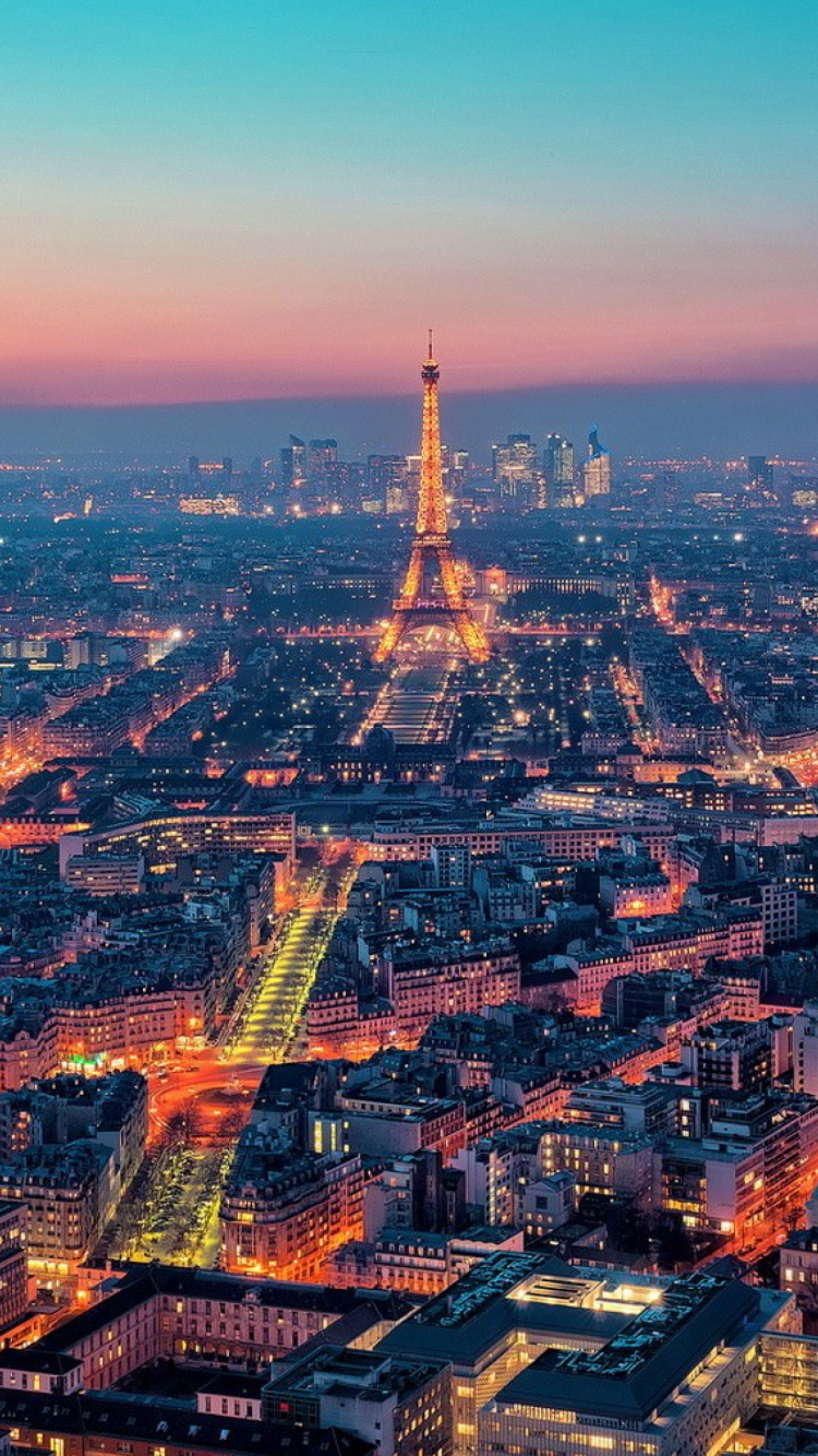 Vue Aérienne Des Bâtiments de la Ville Pendant la Journée. Wallpaper in 750x1334 Resolution