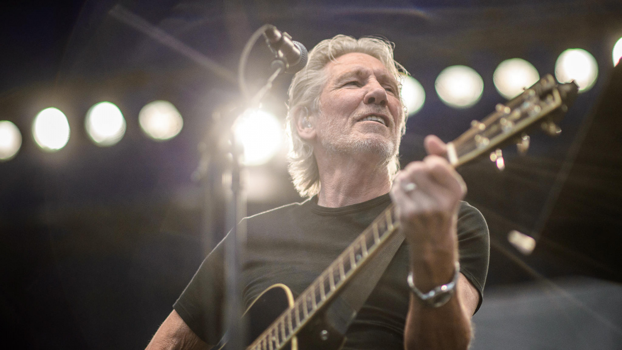 Musik Künstler, Roger Waters, Bass, Akustikgitarre, Pink Floyd. Wallpaper in 1280x720 Resolution