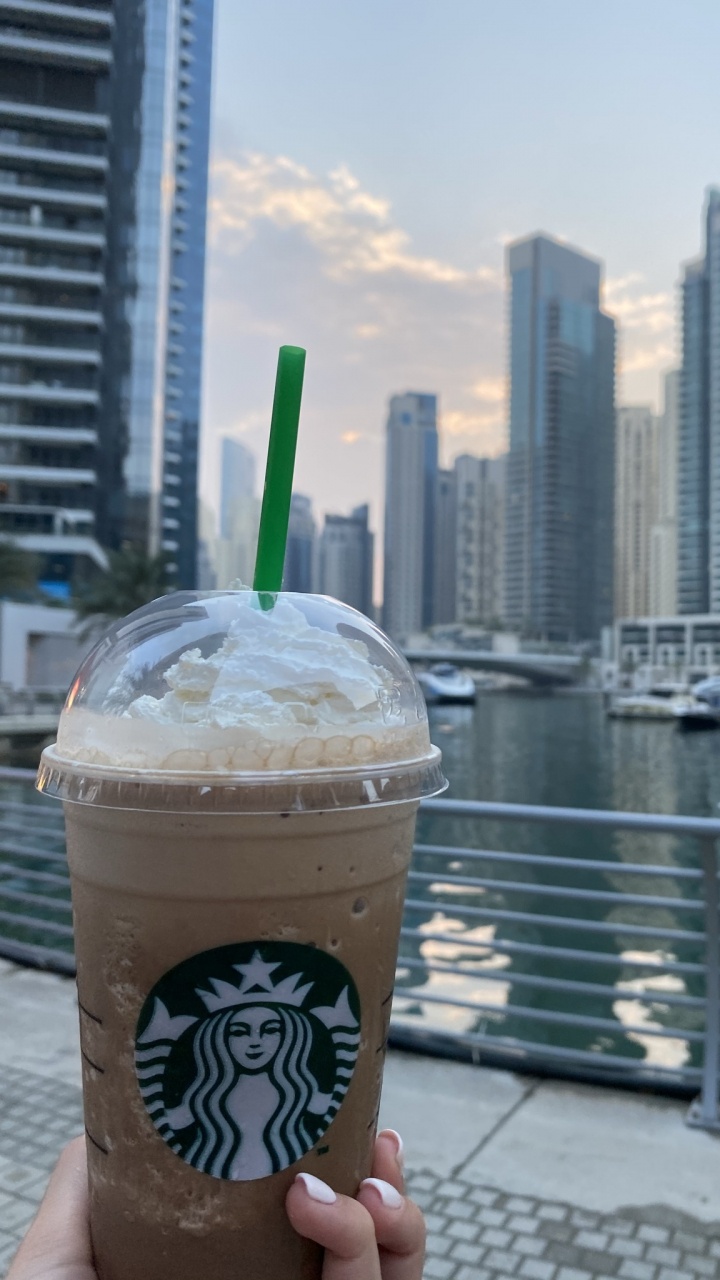 Dubaï, Logo Starbucks 2011, Eau, Tour de Bloc, Paille. Wallpaper in 720x1280 Resolution