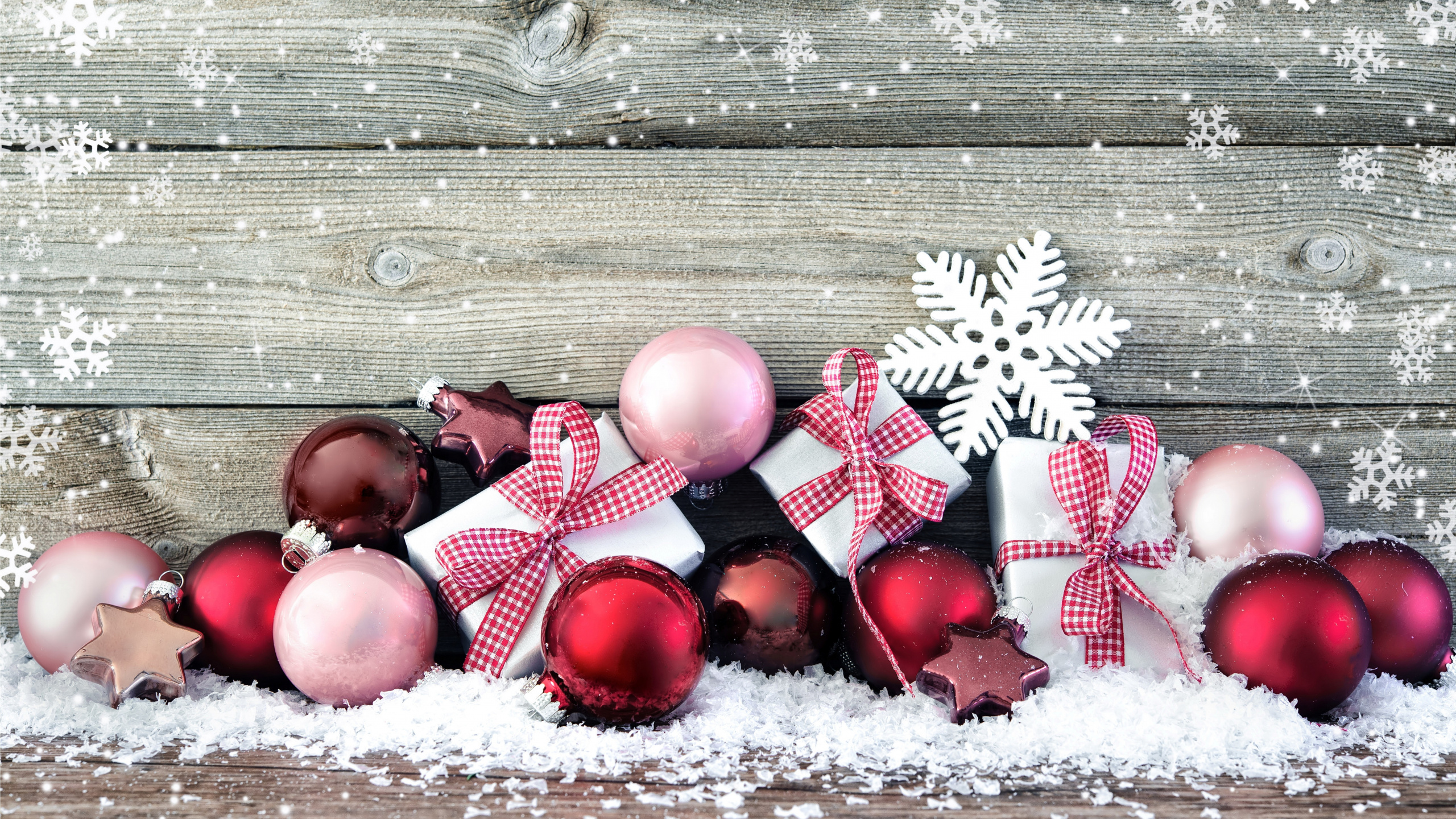 Weihnachten, Christmas Ornament, Weihnachtsdekoration, Rote Weihnachtskugel, Pink. Wallpaper in 2560x1440 Resolution