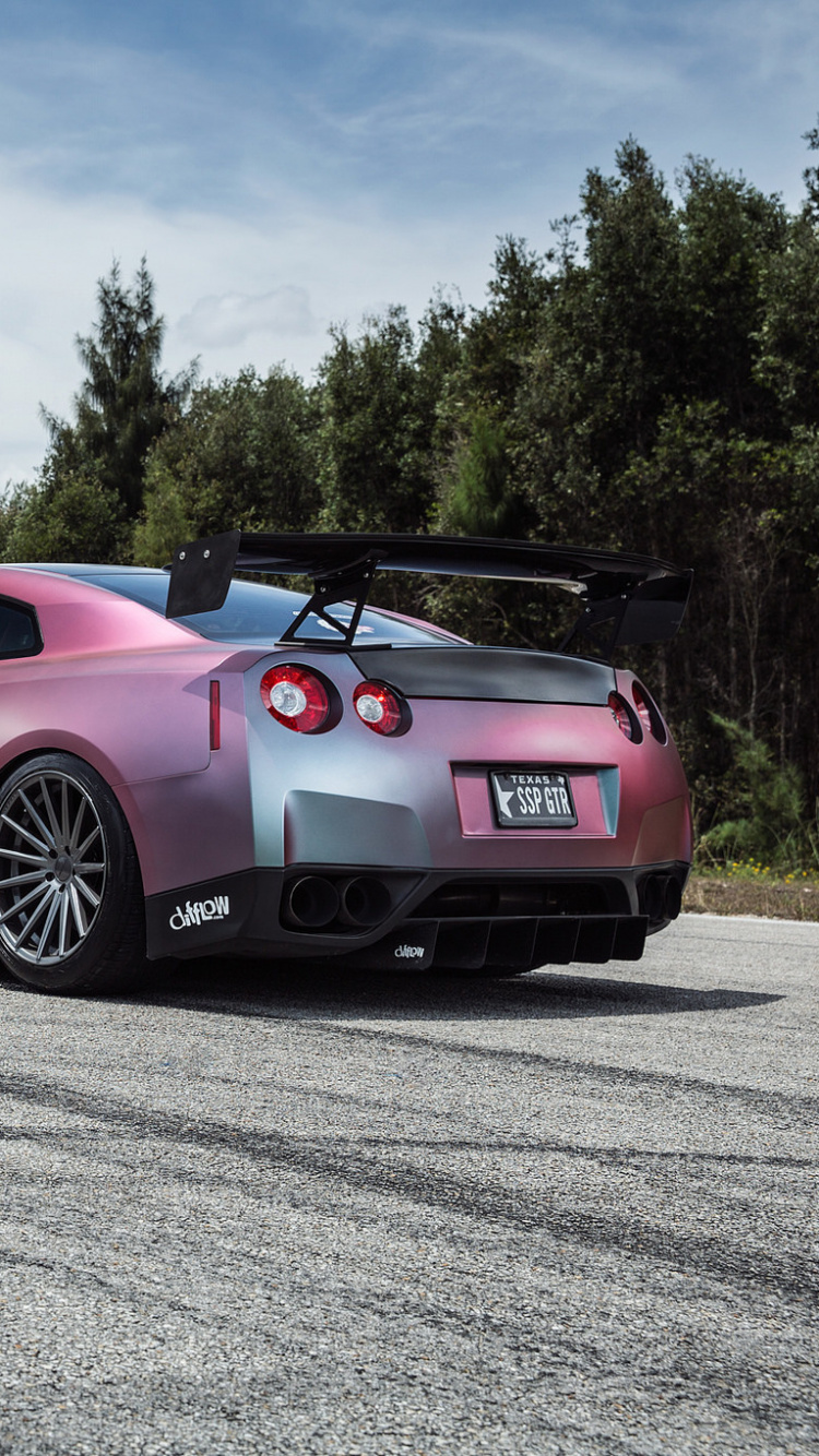 Porsche 911 Rojo en la Carretera Durante el Día. Wallpaper in 750x1334 Resolution