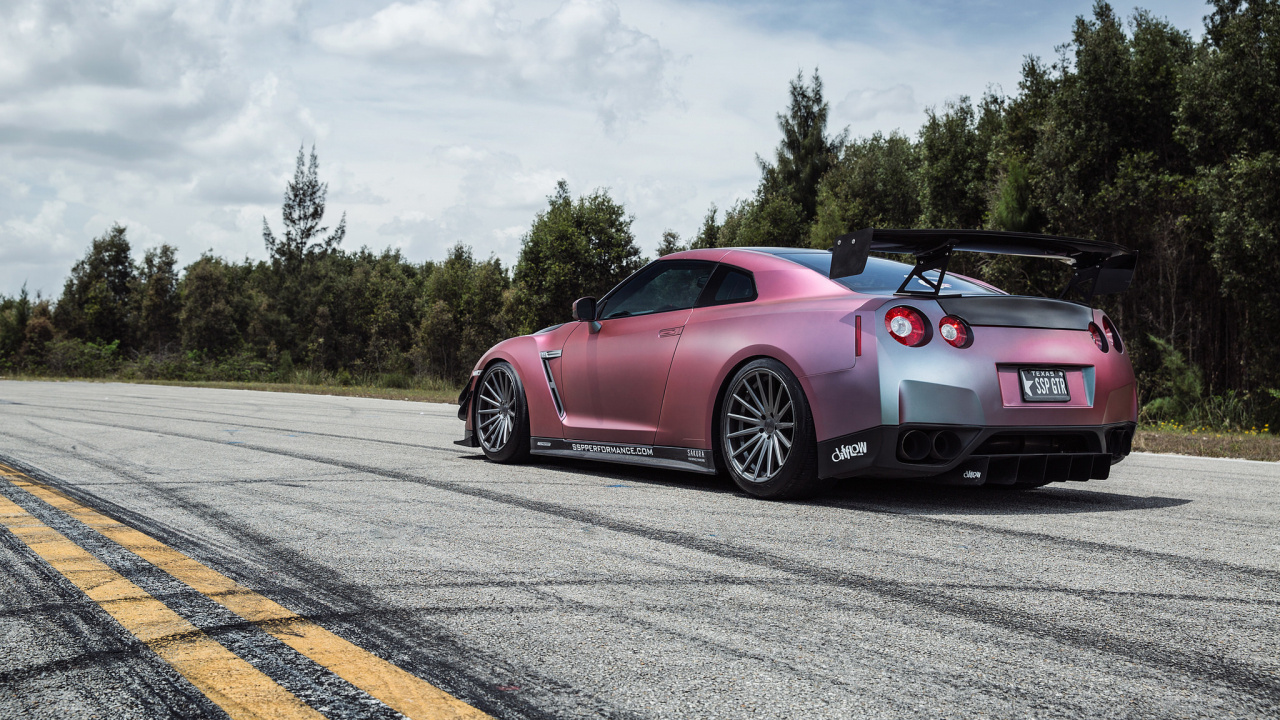 Red Porsche 911 on Road During Daytime. Wallpaper in 1280x720 Resolution