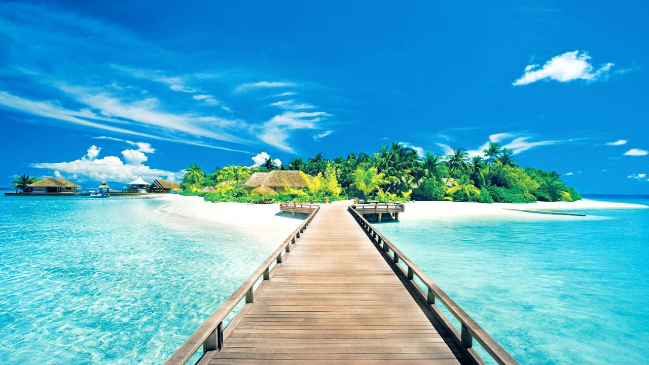 Brown Wooden Dock on Body of Water During Daytime. Wallpaper in 1280x720 Resolution