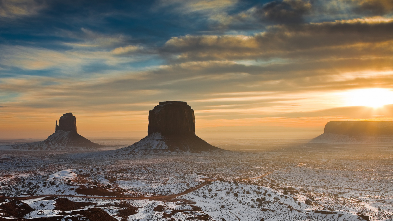Brown Rock Formation on White Sand During Sunset. Wallpaper in 1366x768 Resolution