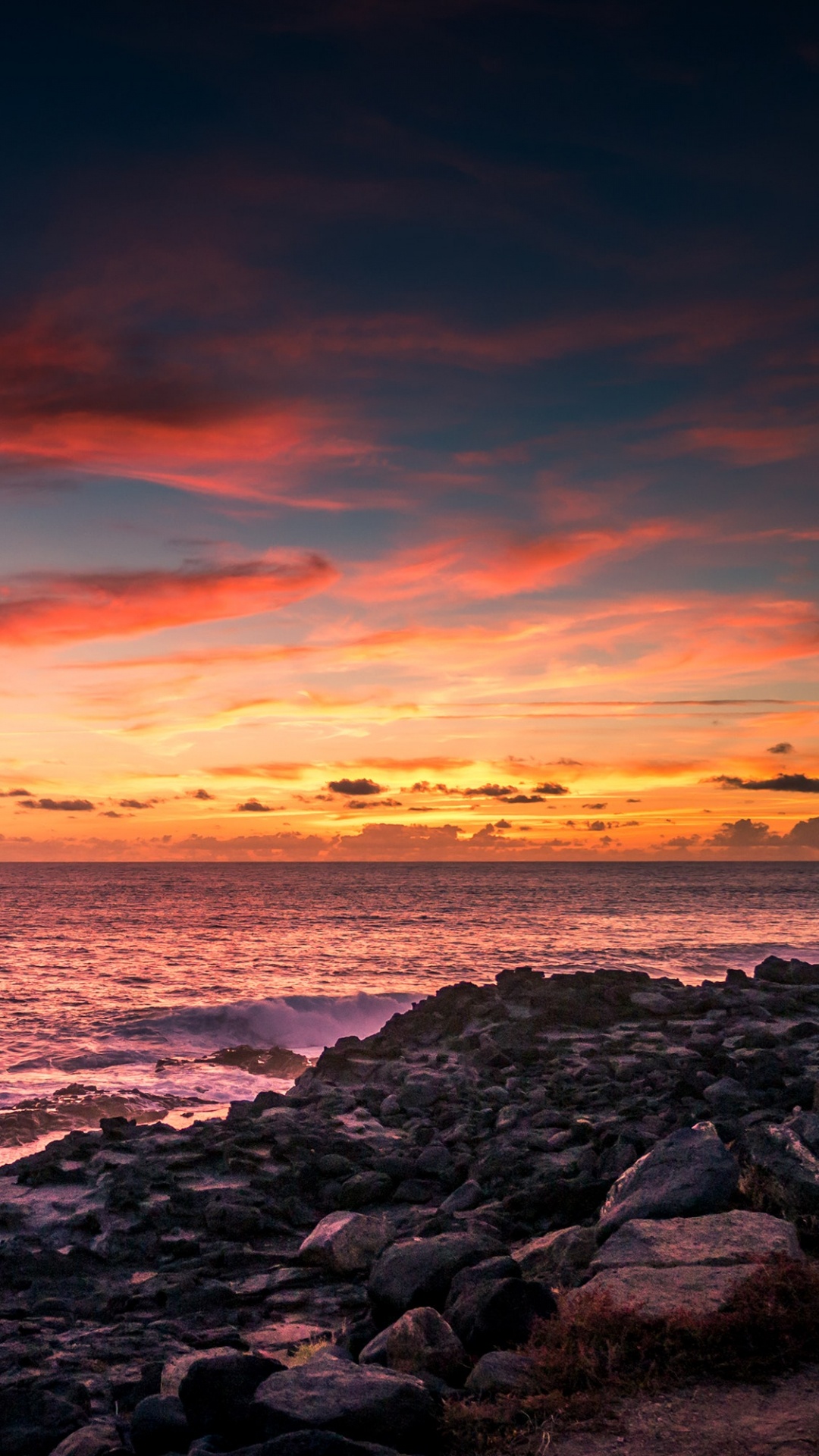 Strand, Sonnenuntergang, Meer, Küste, Horizont. Wallpaper in 1080x1920 Resolution