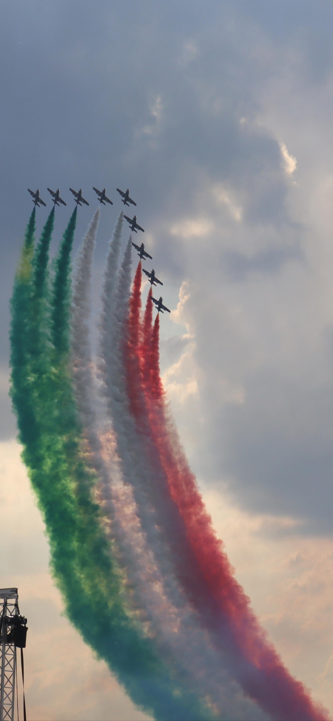 Cloud, Aircraft, Aerospace Manufacturer, Aerobatics, Plant. Wallpaper in 1125x2436 Resolution