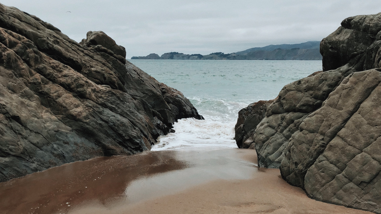 Mer, Rock, Les Ressources en Eau, Soubassement, Cours D'eau. Wallpaper in 1280x720 Resolution
