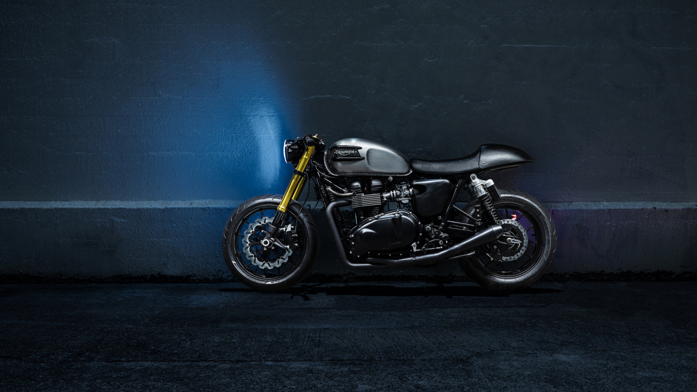 Black and Silver Cruiser Motorcycle. Wallpaper in 1366x768 Resolution