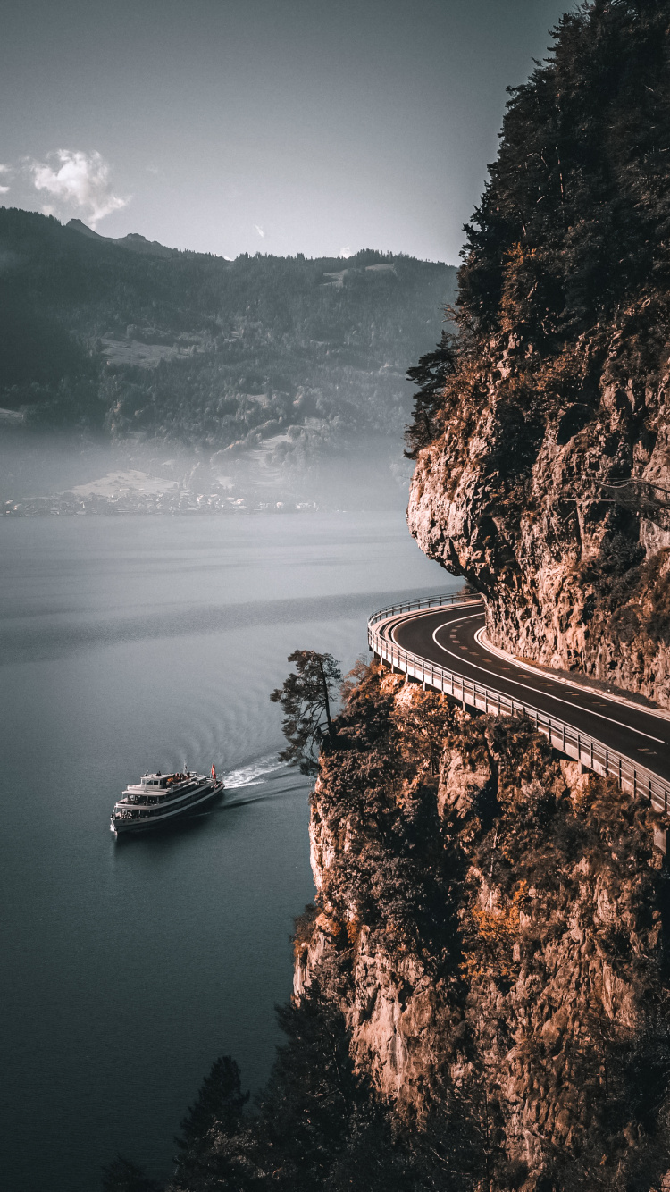 Eau, Les Ressources en Eau, Bateau, Paysage Naturel, Highland. Wallpaper in 750x1334 Resolution