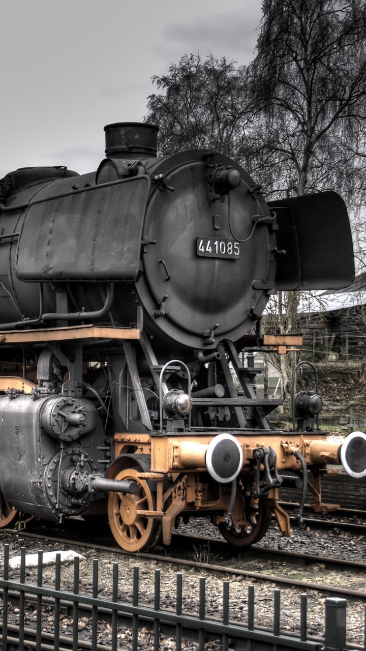 Tren de Motor de Vapor Negro y Marrón. Wallpaper in 720x1280 Resolution