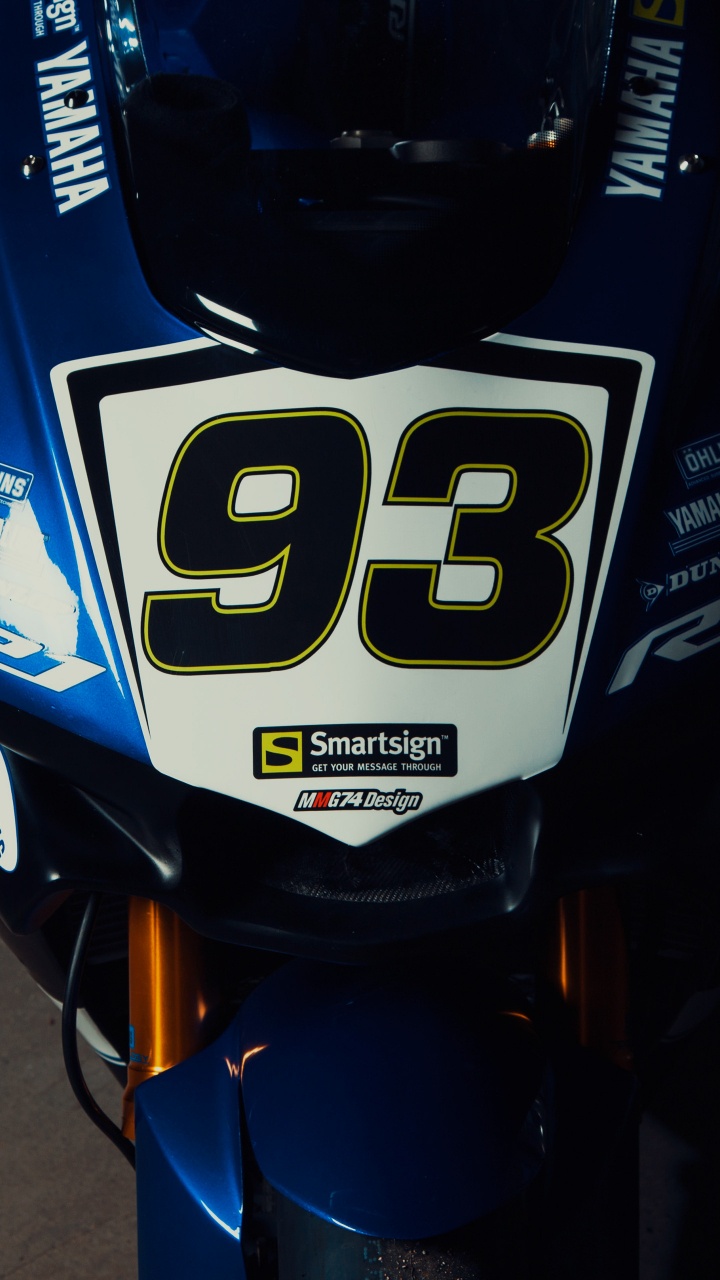 Blau Und Schwarz r 2 d 2. Wallpaper in 720x1280 Resolution