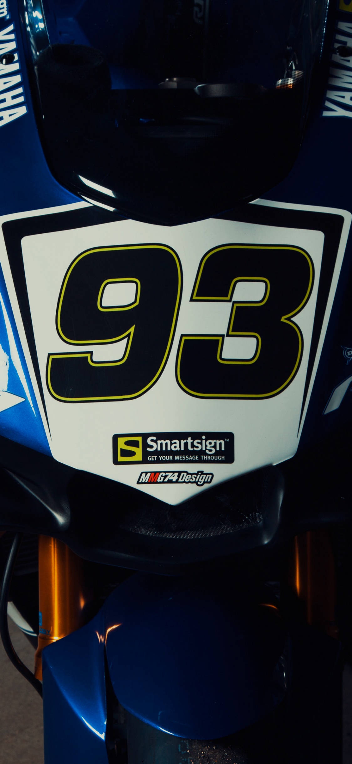 Bleu et Noir r 2 d 2. Wallpaper in 1125x2436 Resolution