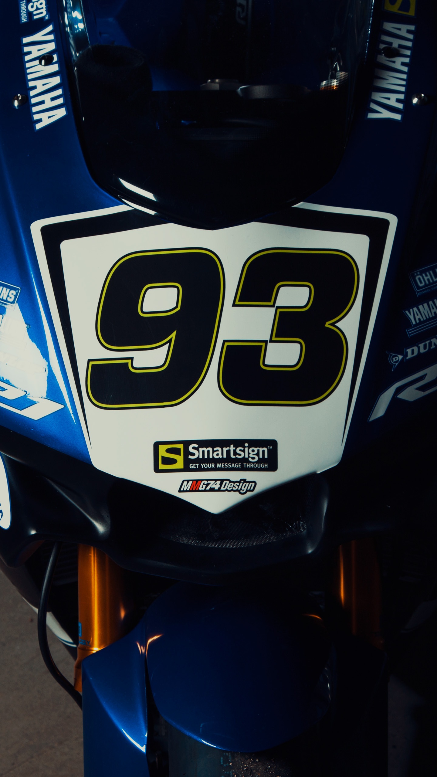 Bleu et Noir r 2 d 2. Wallpaper in 1440x2560 Resolution