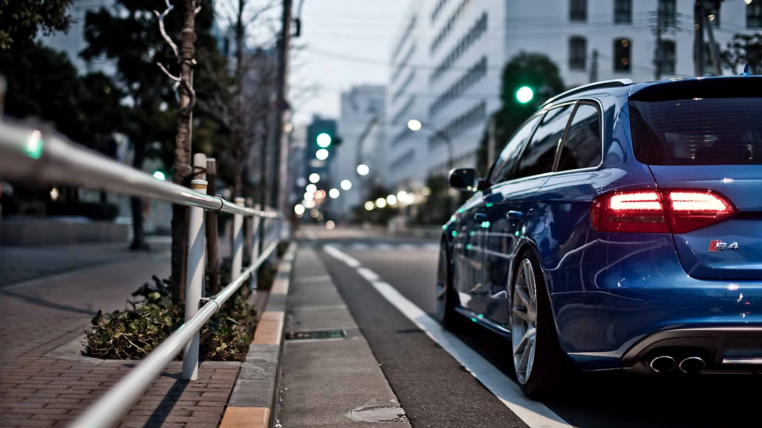 Black Car on Road During Daytime. Wallpaper in 2560x1440 Resolution