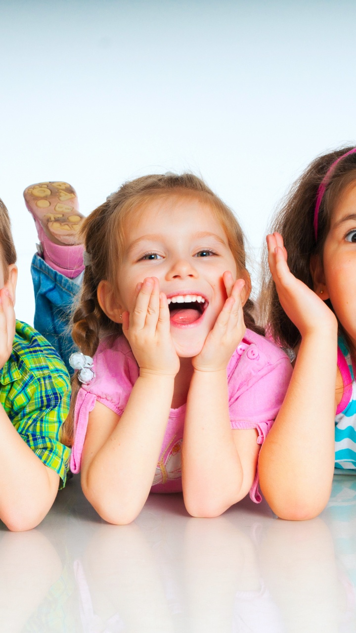 Smile, Child, Fun, Facial Expression, Friendship. Wallpaper in 720x1280 Resolution