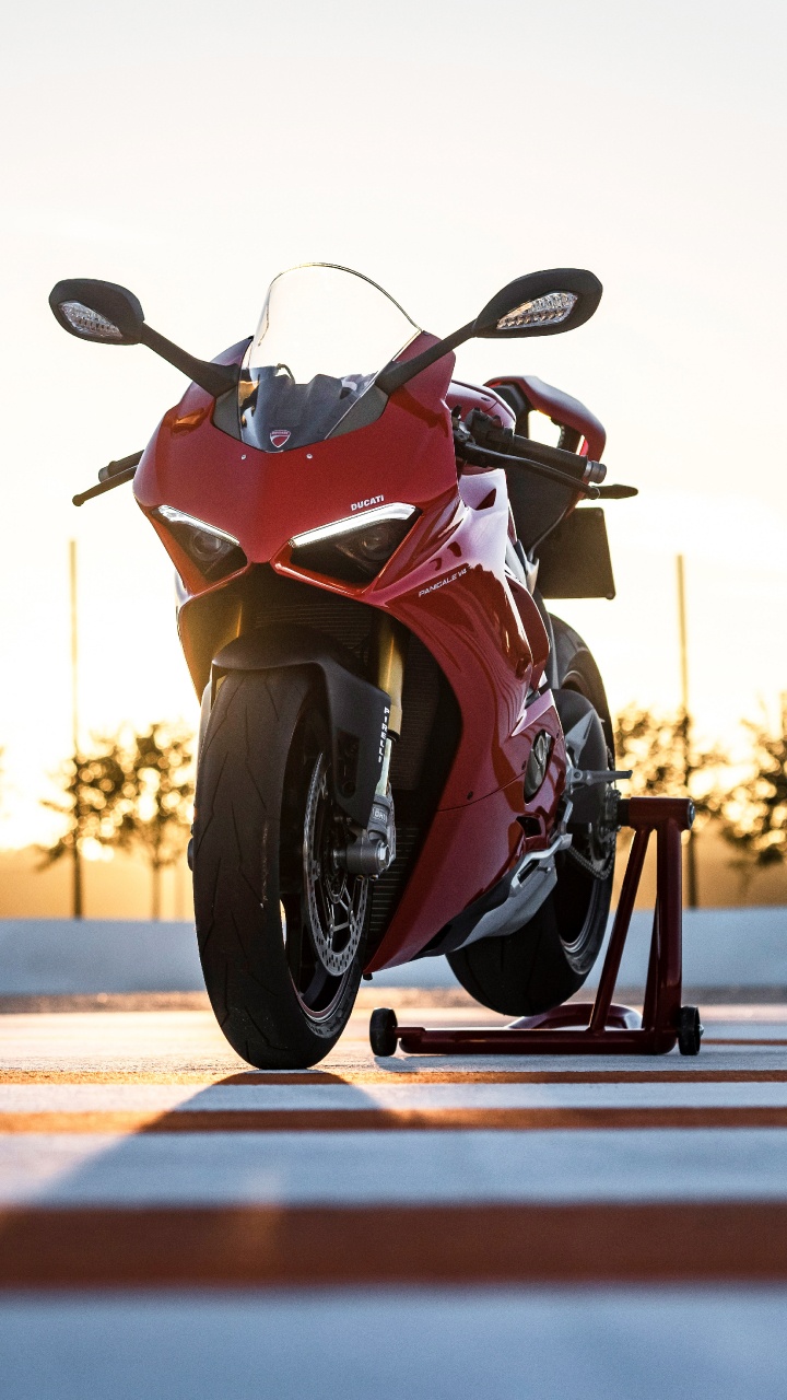 Red and Black Sports Bike on Road During Daytime. Wallpaper in 720x1280 Resolution
