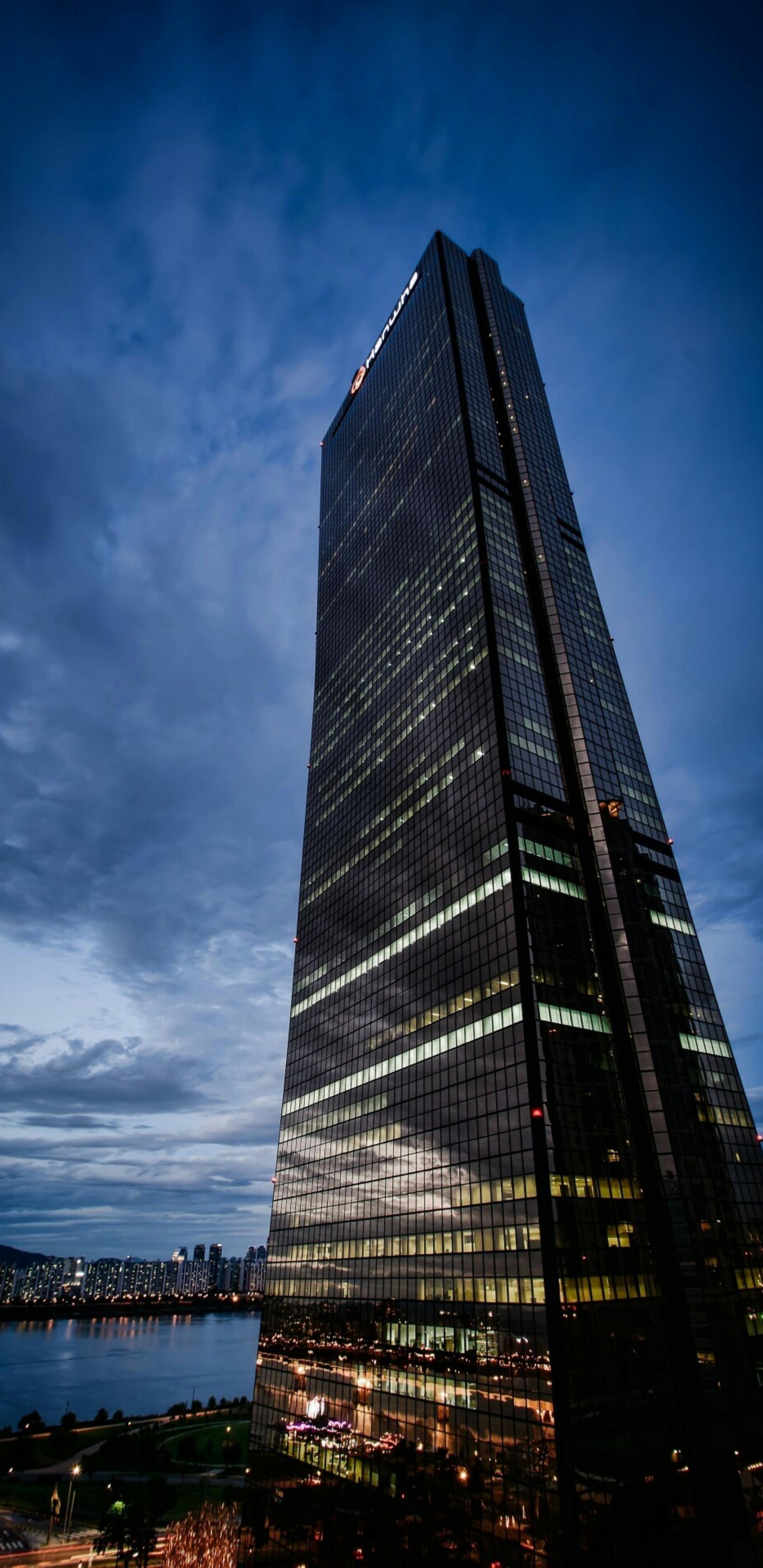 La Torre CN, Arquitectura, Torre Del Mundo Lotte, Edificio, Torre. Wallpaper in 1440x2960 Resolution