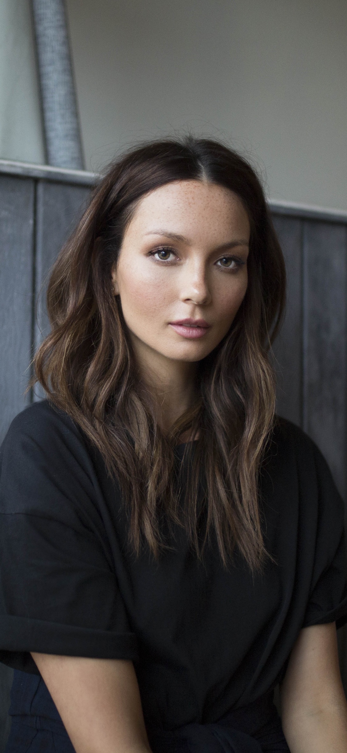 Ricki-Lee Coulter, Cheveu, Face, Beauté, Les Cheveux Longs. Wallpaper in 1125x2436 Resolution