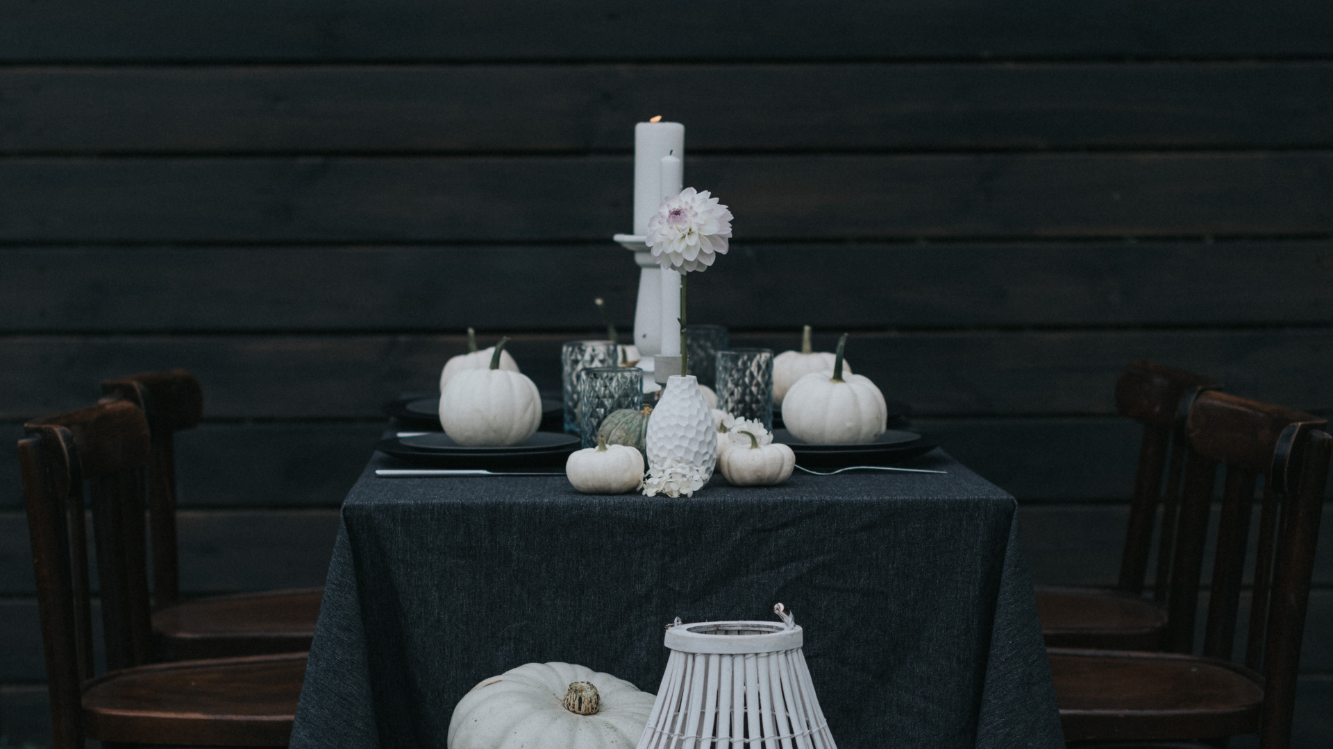 White Ceramic Bowl on White Table Cloth. Wallpaper in 1920x1080 Resolution