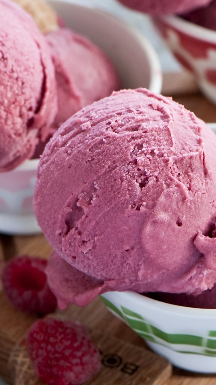 Pink Ice Cream in White and Green Ceramic Bowl. Wallpaper in 720x1280 Resolution