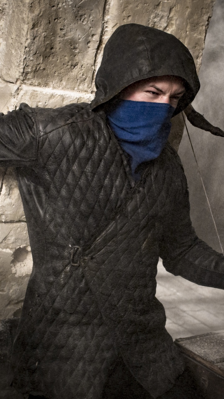 Homme en Chemise à Carreaux Noir et Gris et Pantalon Noir Debout Sur un Sol en Béton Gris. Wallpaper in 720x1280 Resolution